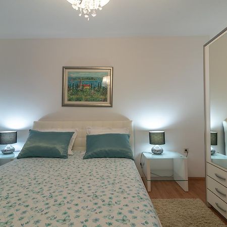Apartments Maria Trogir Extérieur photo