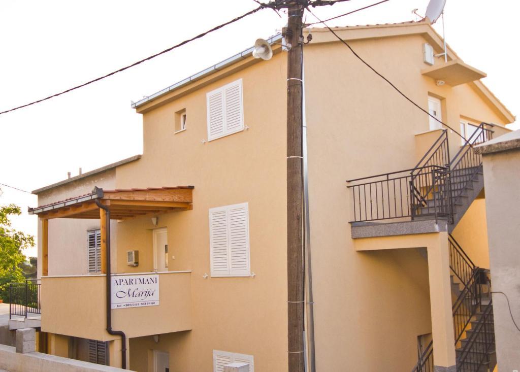 Apartments Maria Trogir Extérieur photo