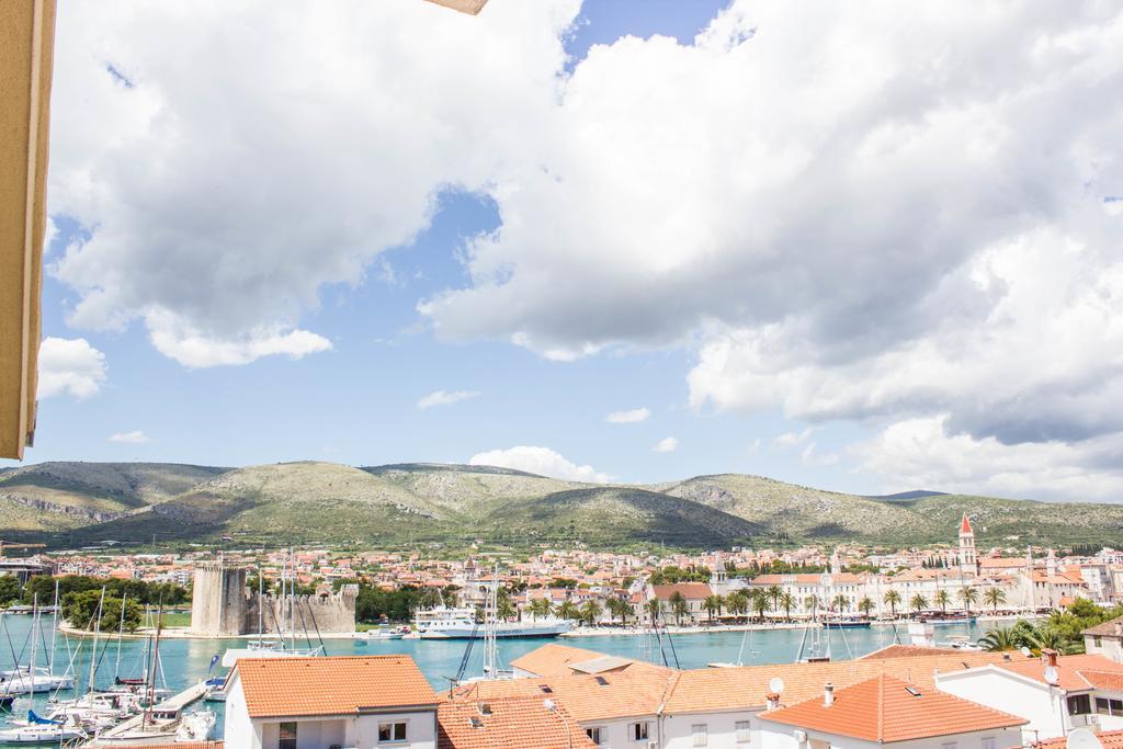 Apartments Maria Trogir Extérieur photo