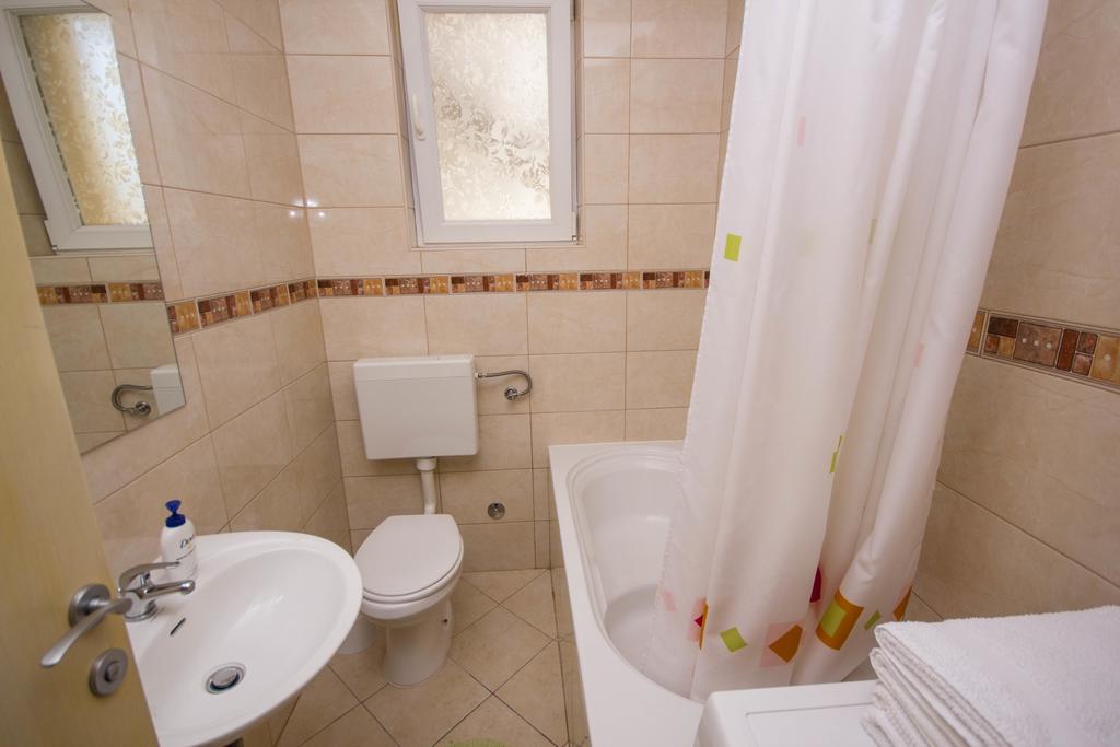 Apartments Maria Trogir Extérieur photo