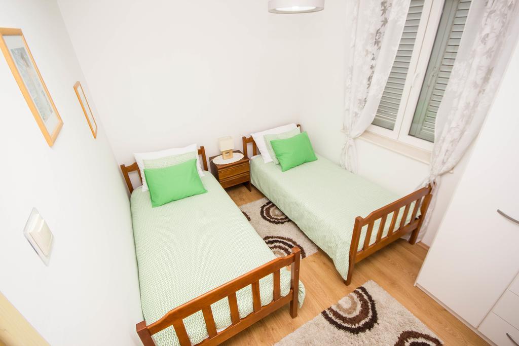 Apartments Maria Trogir Extérieur photo