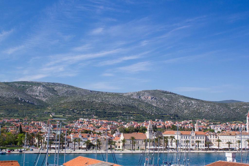 Apartments Maria Trogir Extérieur photo