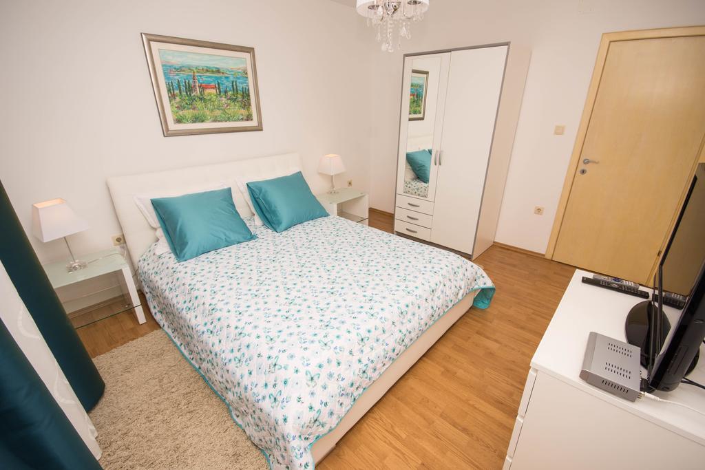 Apartments Maria Trogir Extérieur photo