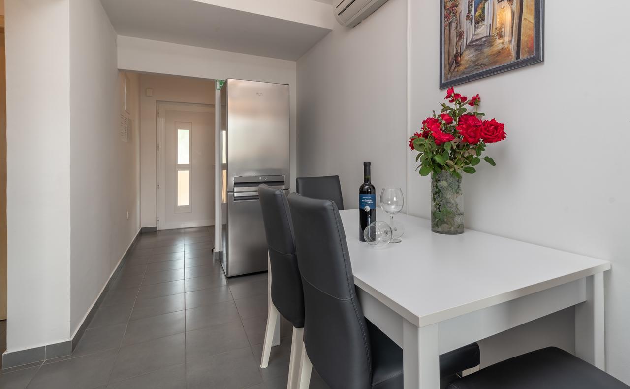 Apartments Maria Trogir Extérieur photo