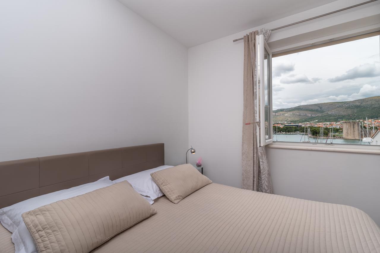 Apartments Maria Trogir Extérieur photo
